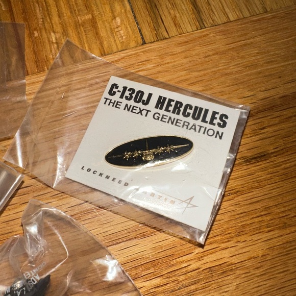 Aviation Pin Set - Picture 4 of 5